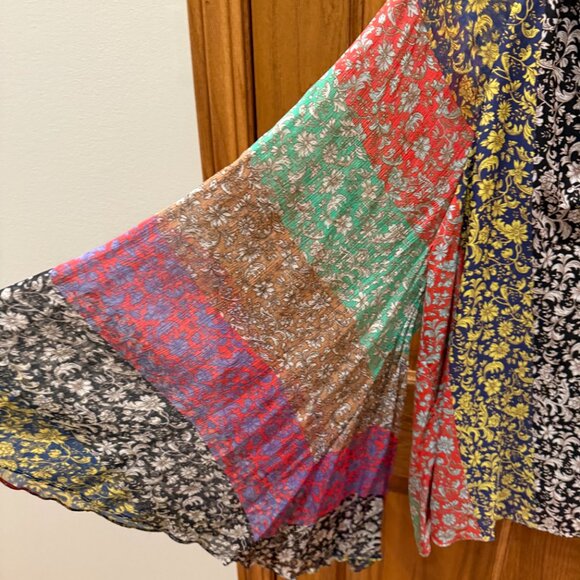 Alice + Olivia Prija Keyhole Printed Flare-Sleeve Blouse, Jasmine Stripe Multi - Picture 7 of 11